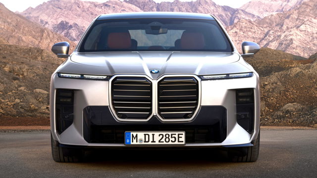 2027 BMW 7 Series Facelift Gets 112.5 kWh Battery and 350-Plus Miles of Range