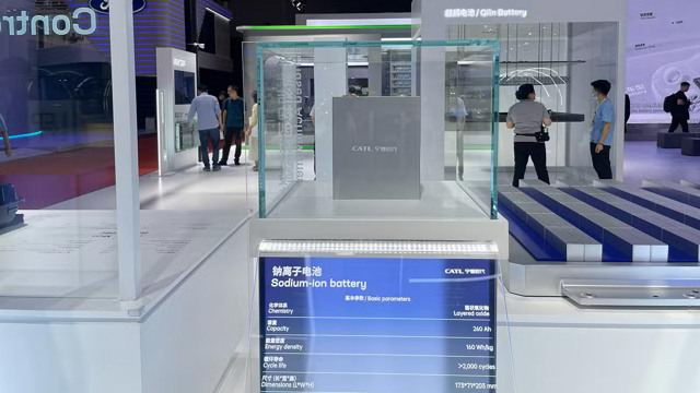 CATL Naxtra Sodium-Ion Battery Set for Mass Deployment in 2026