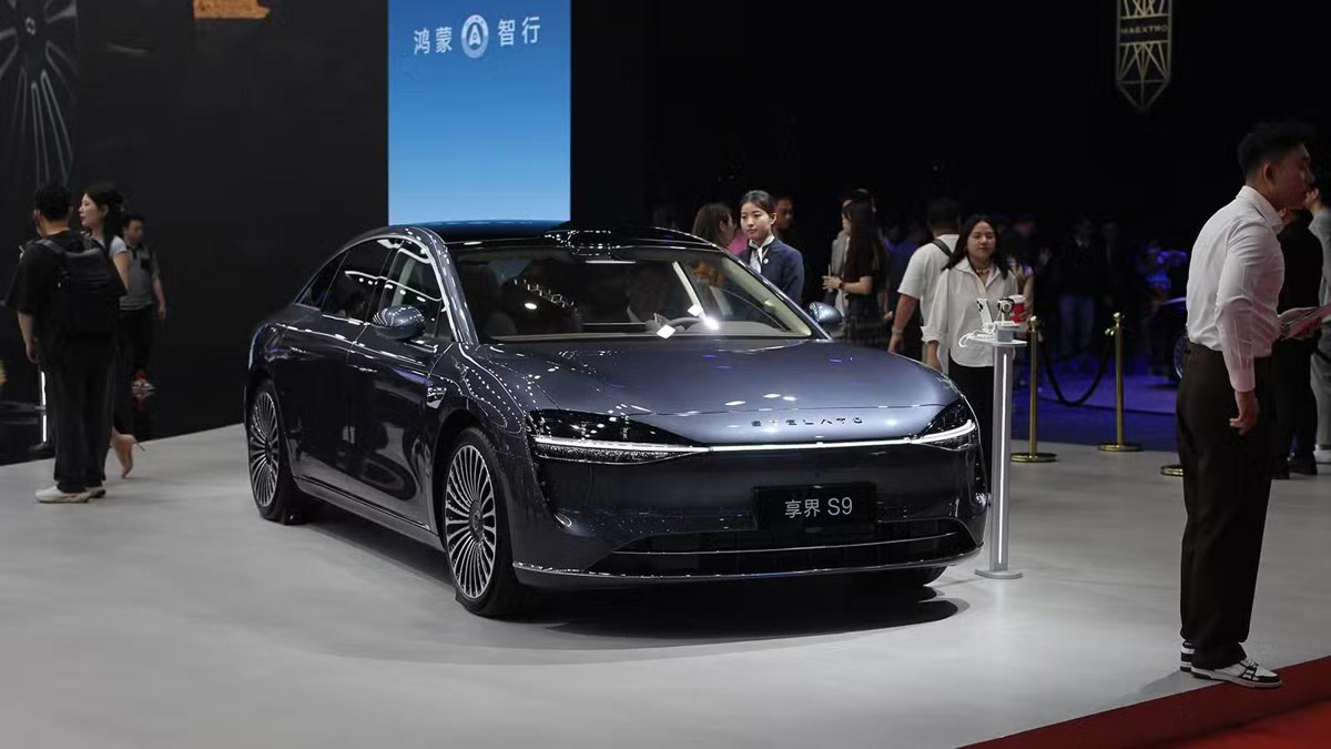 China NEV Retail Sales Fall 14% In April 1-19 As Buyers Wait For Beijing Show