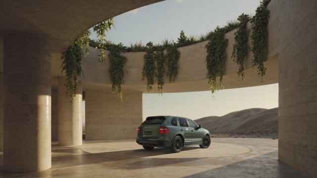 Porsche Factory Re-Commission Turns a 2009 Cayenne GTS Into a 70s Desert Cruiser