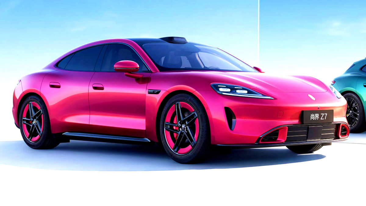 SAIC Z7 Priced From $32,200 as China's Taycan Alternative Debuts at Beijing