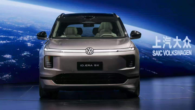 VW ID. ERA 9X: Volkswagen First EREV Starts Pre-Sales at $47,715