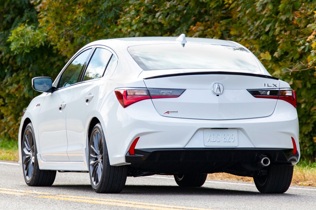 Acura Ilx photo 12