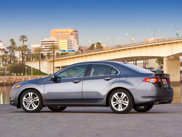 Acura Tsx photo 9