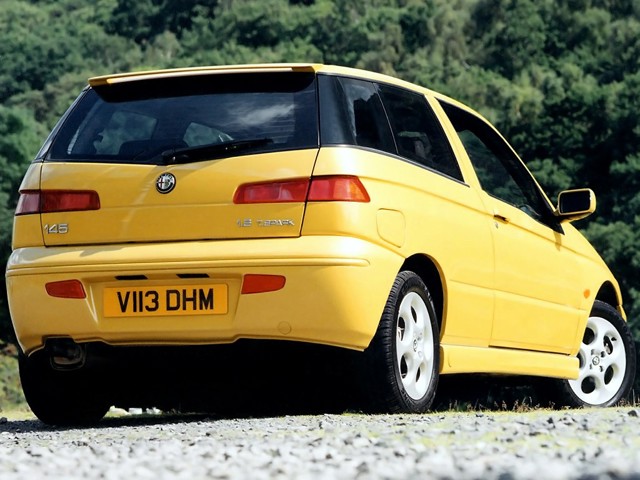 Alfa Romeo 145 foto 8