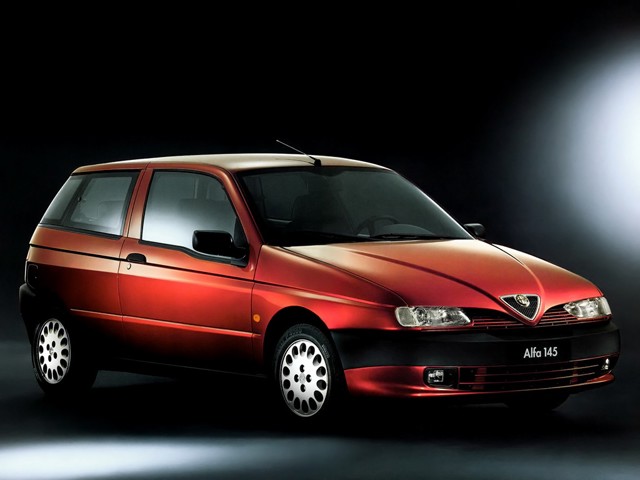 Alfa Romeo 145 foto 27