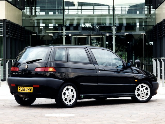 Alfa Romeo 145 foto 33