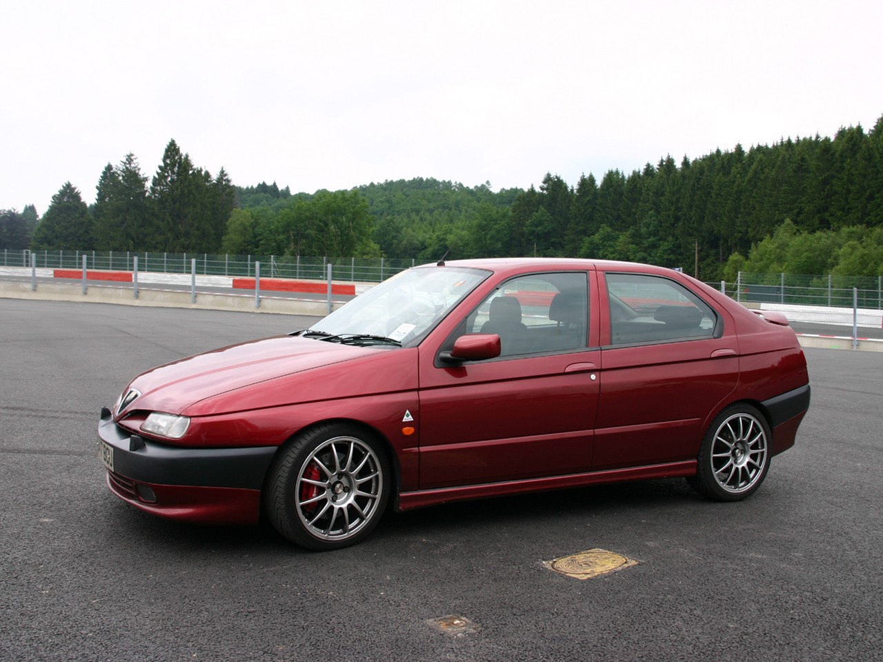 Alfa Romeo 146 photo 23