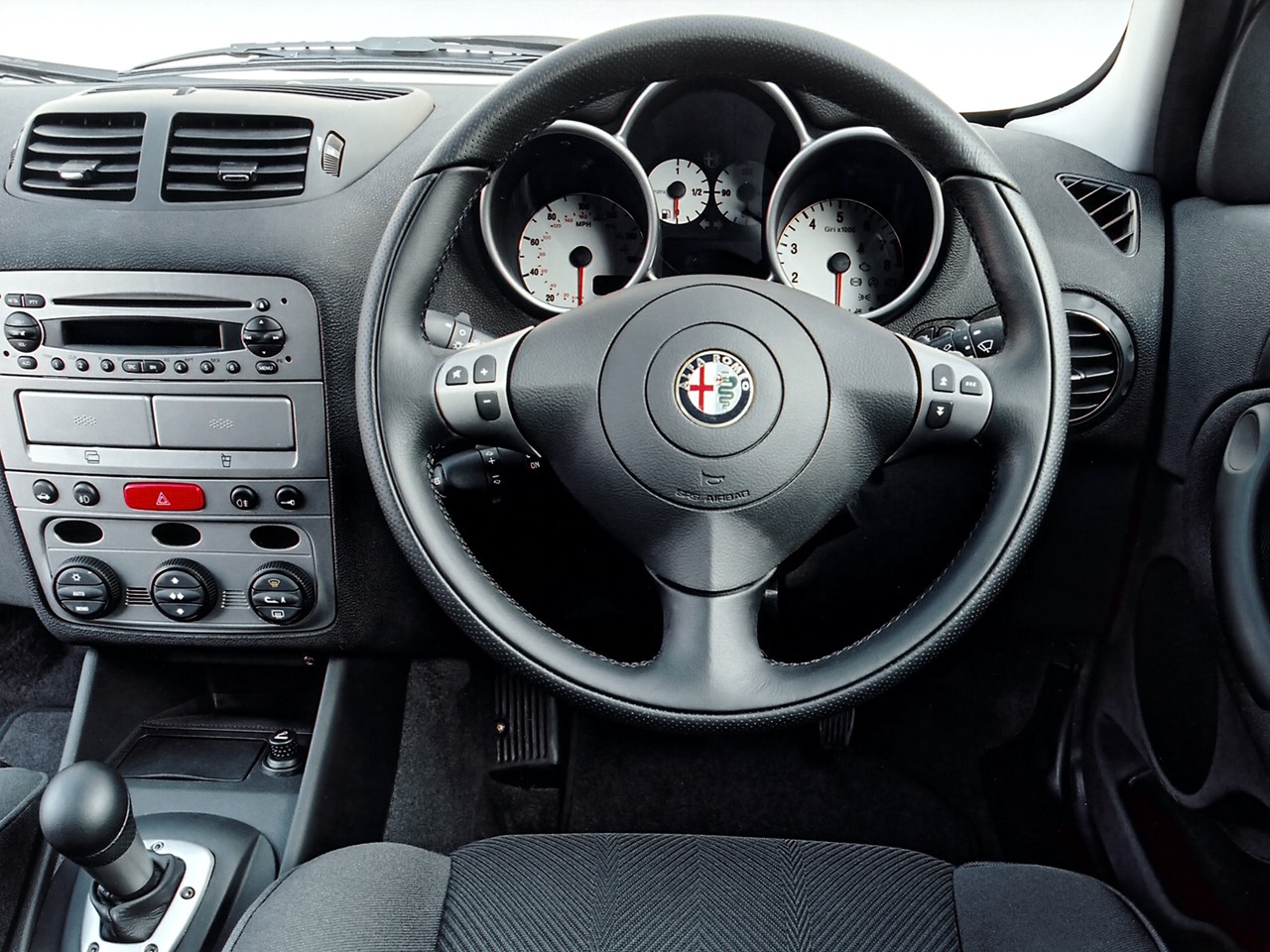 Alfa Romeo 147 3 Doors photo 89