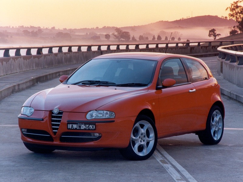 Alfa Romeo 147 3 Doors photo 14