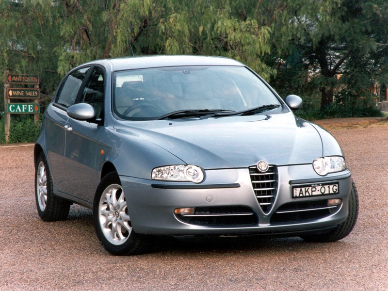 Alfa Romeo 147 3 Doors photo 15