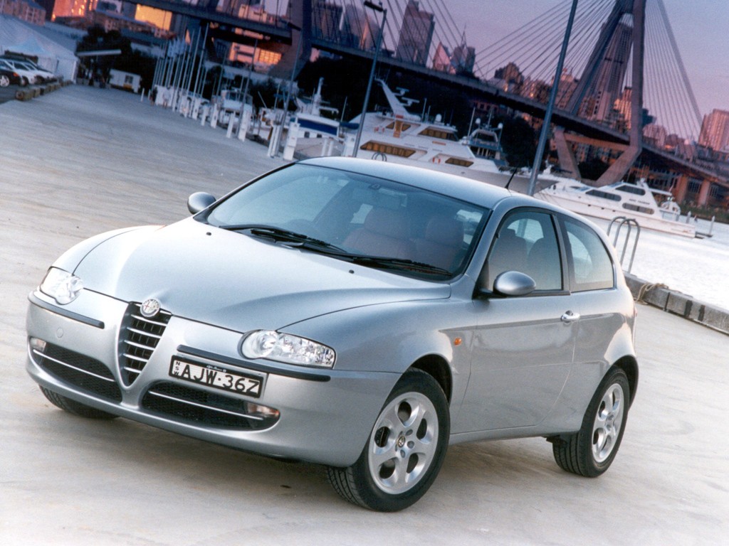 Alfa Romeo 147 3 Doors photo 19
