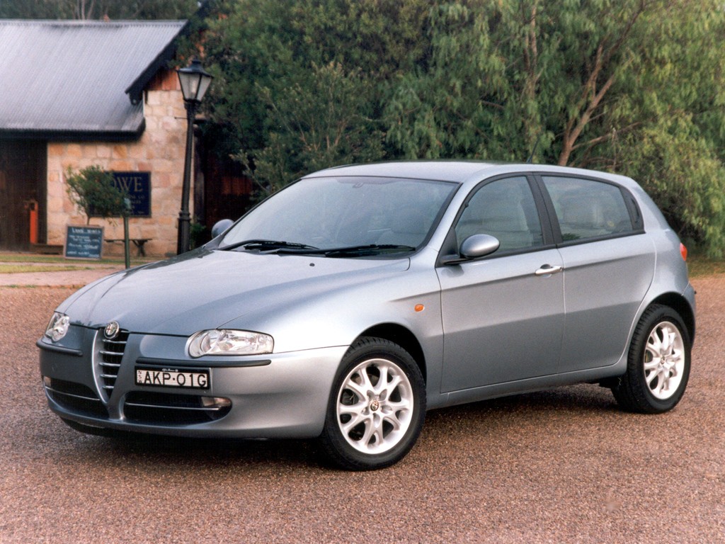Alfa Romeo 147 3 Doors photo 26