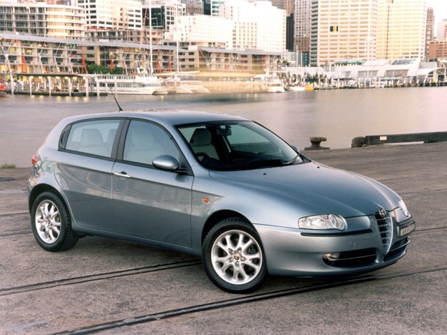 Alfa Romeo 147 3 Doors photo 27