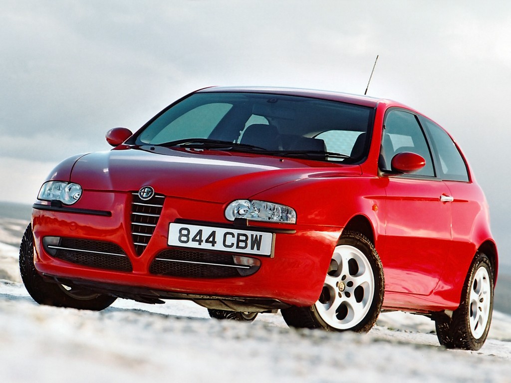 Alfa Romeo 147 3 Doors photo 30