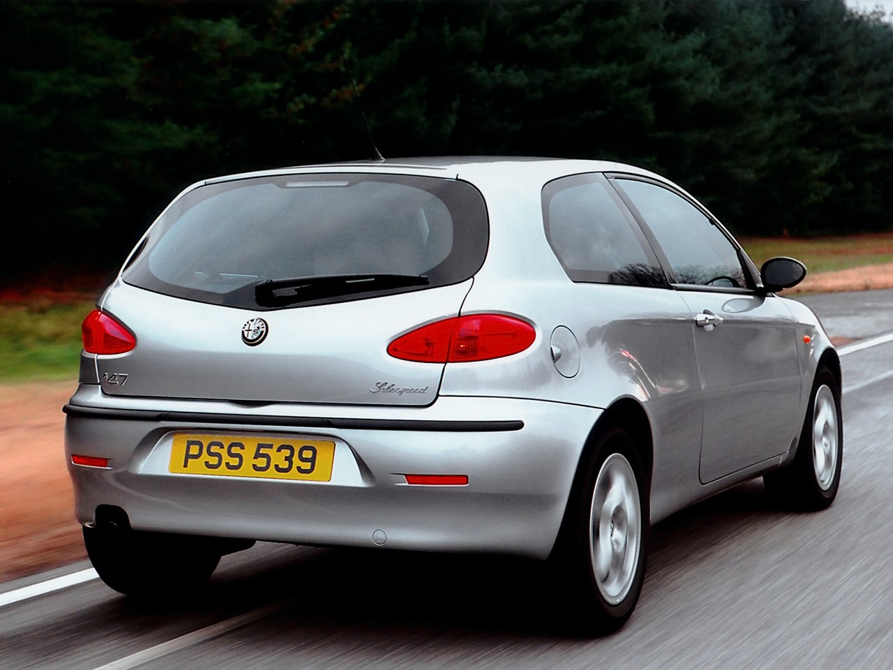 Alfa Romeo 147 3 Doors photo 39