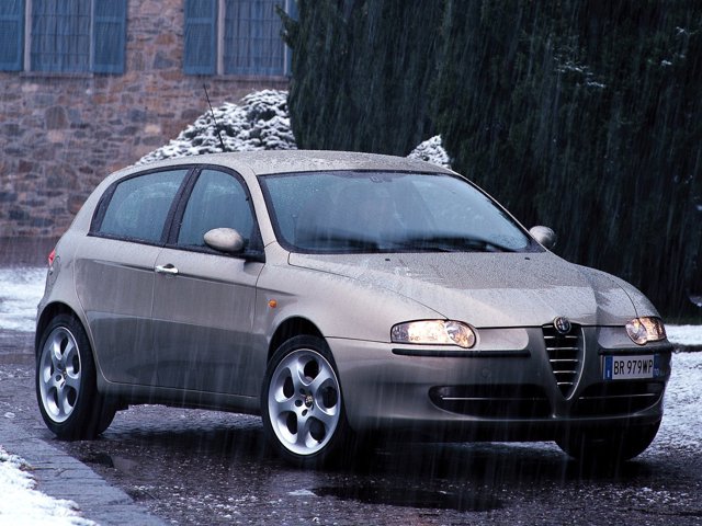 Alfa Romeo 147 3 Doors photo 46