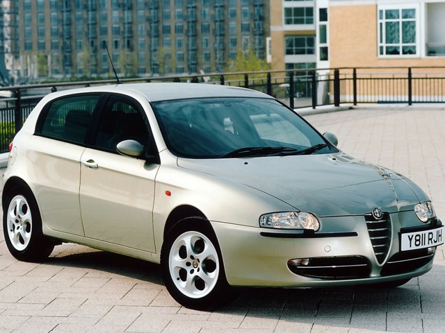 Alfa Romeo 147 3 Doors photo 16
