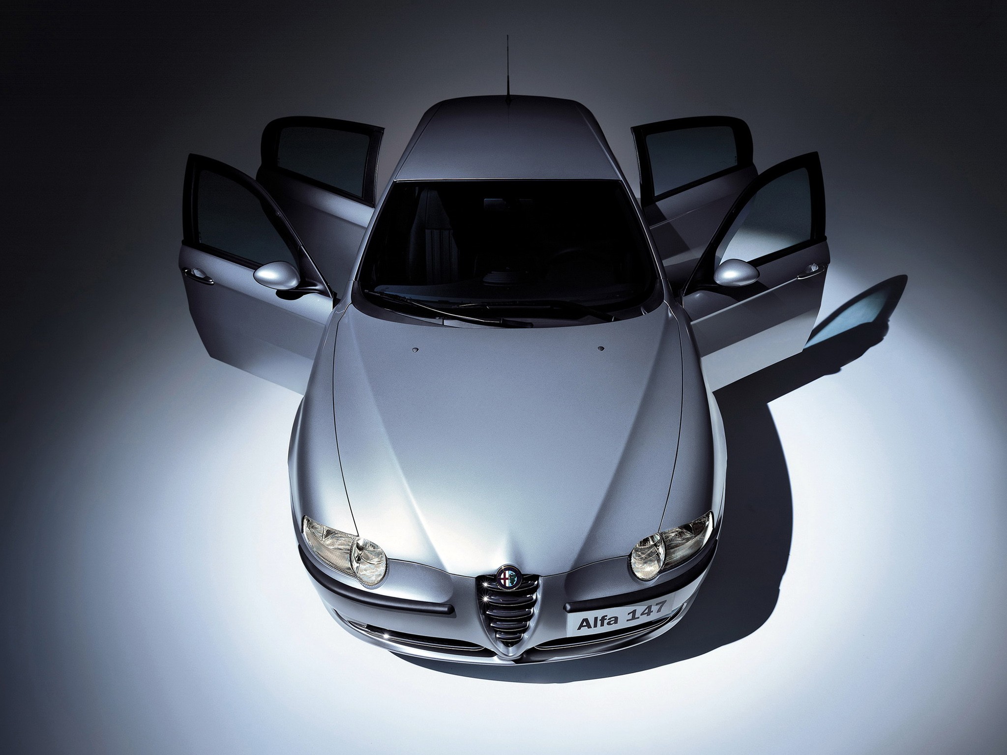 Alfa Romeo 147 3 Doors photo 30