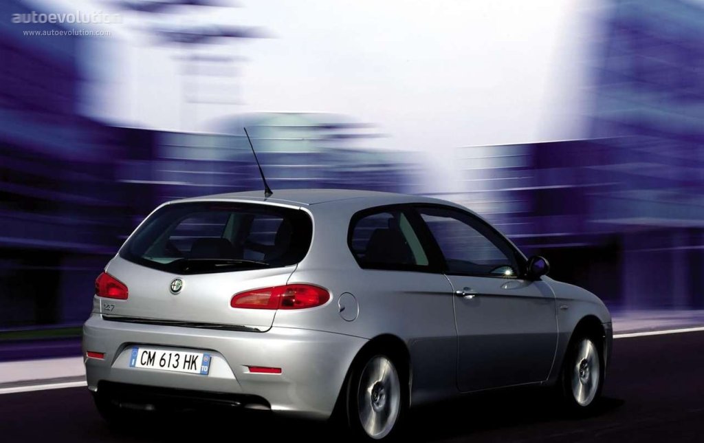 Alfa Romeo 147 3 Doors photo 4