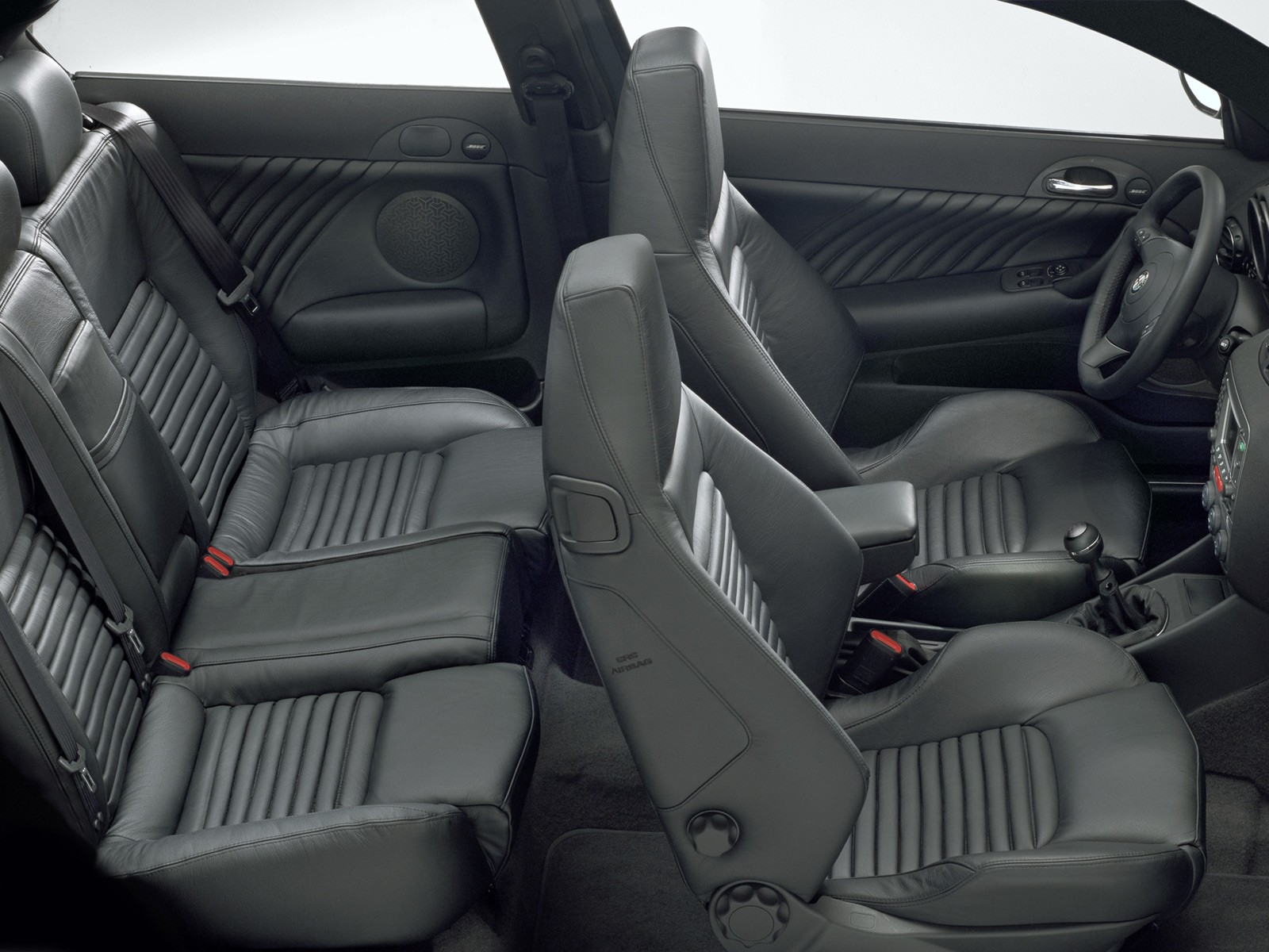 Alfa Romeo 147 3 Doors photo 47