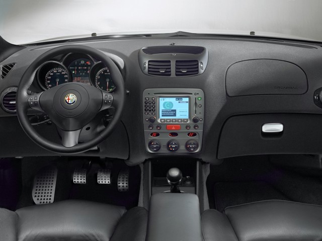 Alfa Romeo 147 3 Doors photo 50