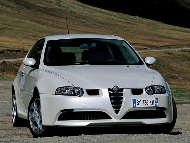Alfa Romeo 147 3 Doors photo 26