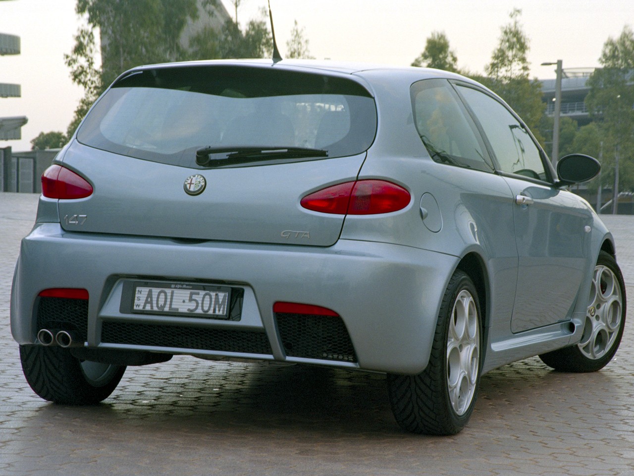 Alfa Romeo 147 3 Doors photo 29