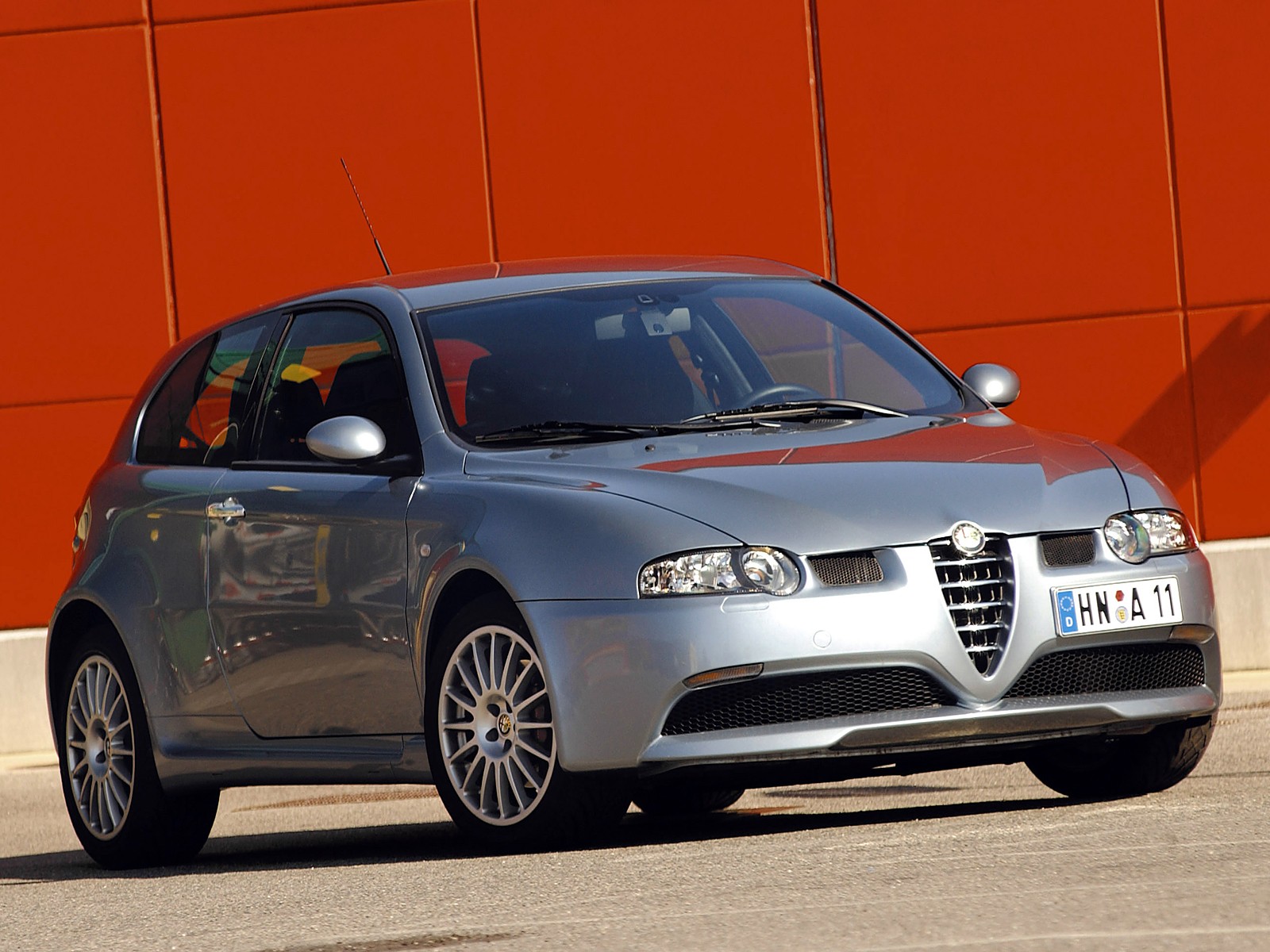 Alfa Romeo 147 3 Doors photo 42