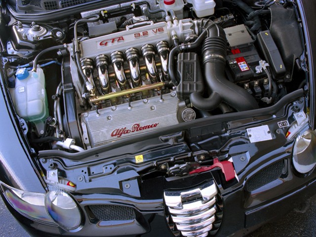 Alfa Romeo 147 3 Doors photo 45