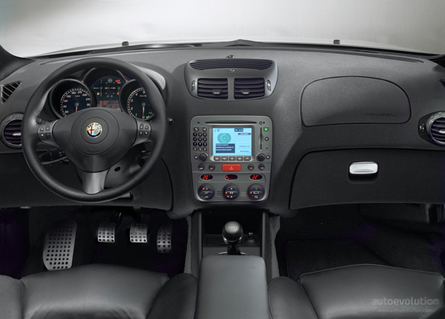 Alfa Romeo 147 3 Doors photo 43