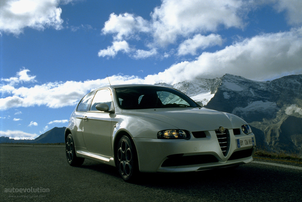 Alfa Romeo 147 3 Doors photo 5