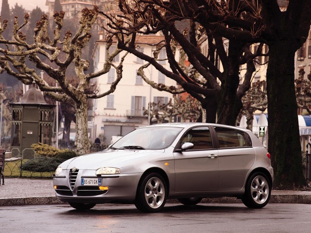Alfa Romeo 147 5 Doors photo 27