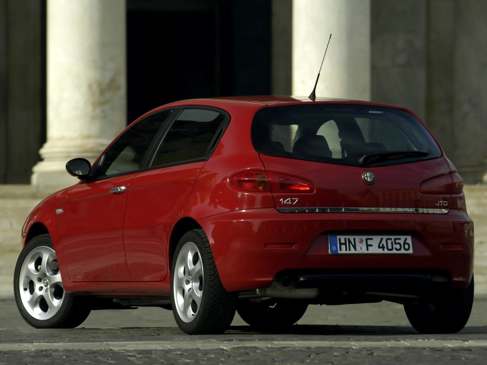 Alfa Romeo 147 5 Doors photo 22
