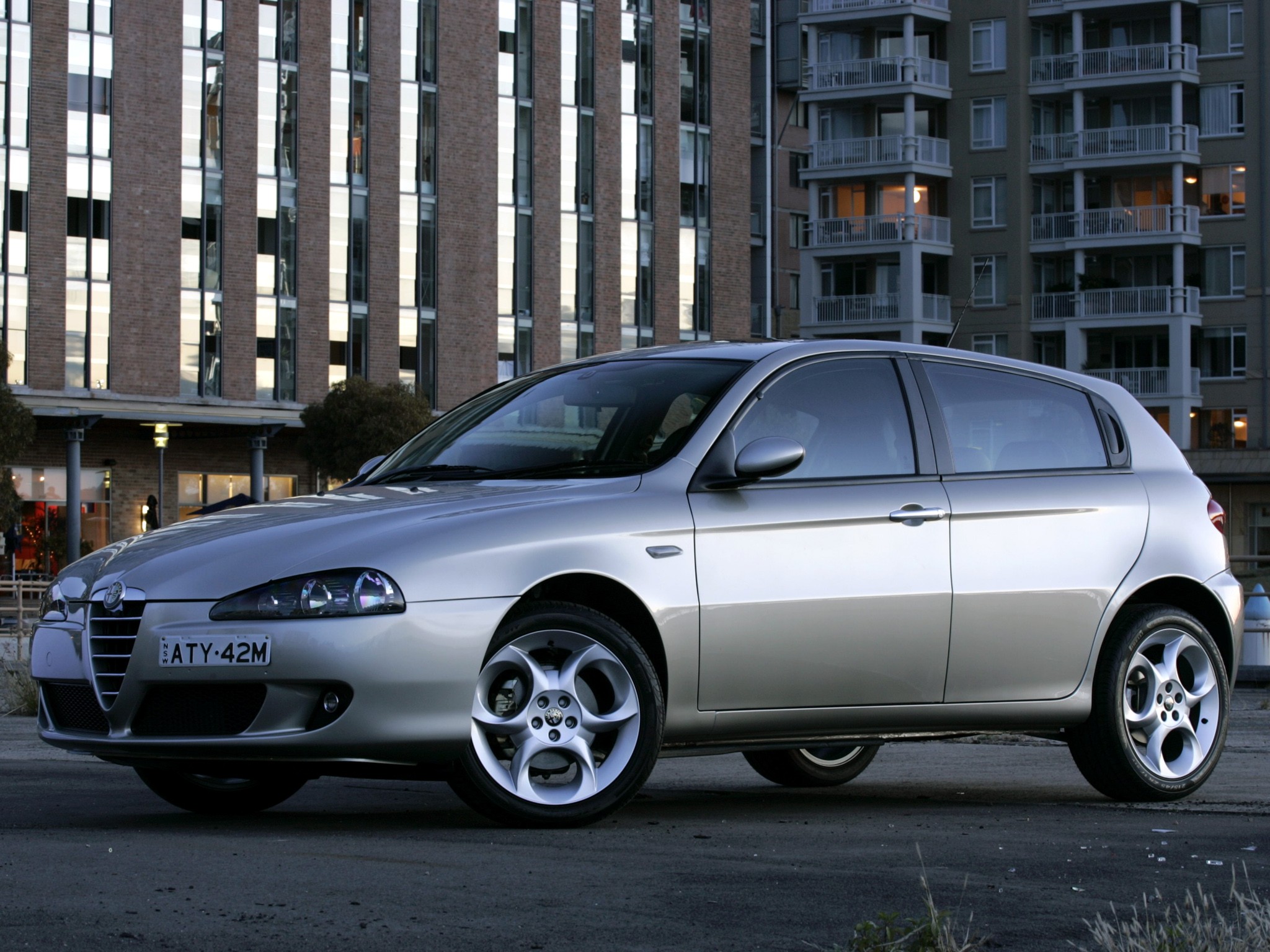 Alfa Romeo 147 5 Doors photo 35