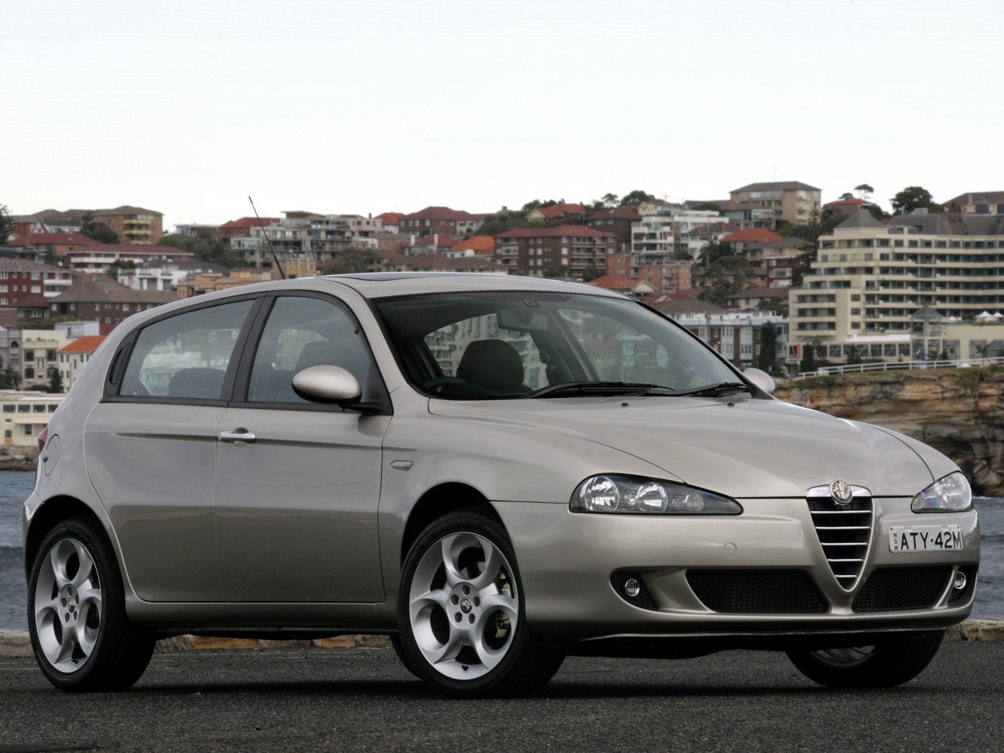 Alfa Romeo 147 5 Doors photo 36