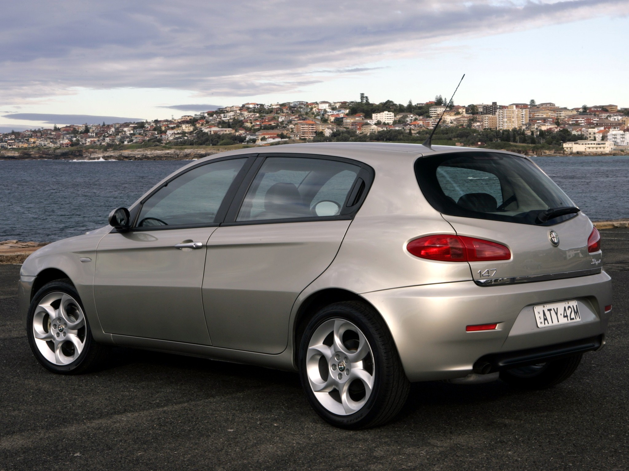Alfa Romeo 147 5 Doors photo 38