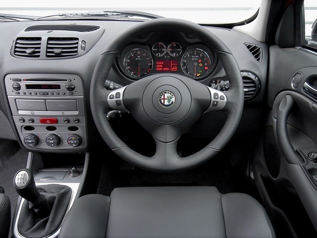 Alfa Romeo 147 5 Doors photo 49
