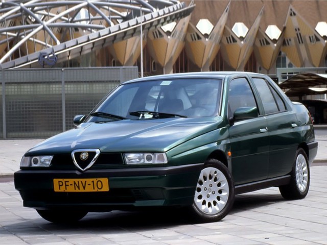 Alfa Romeo 155 Foto 24