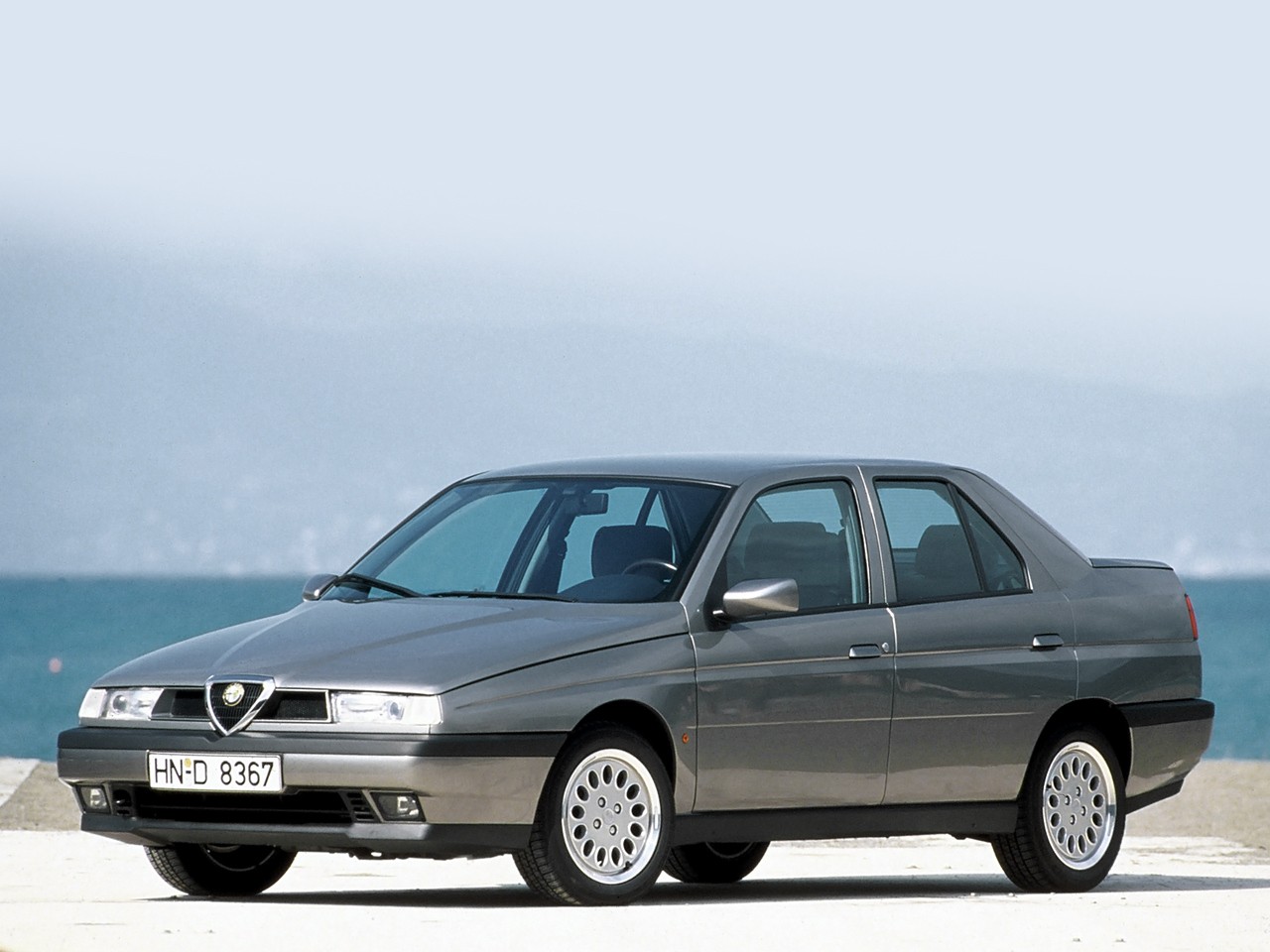 Alfa Romeo 155 photo 35