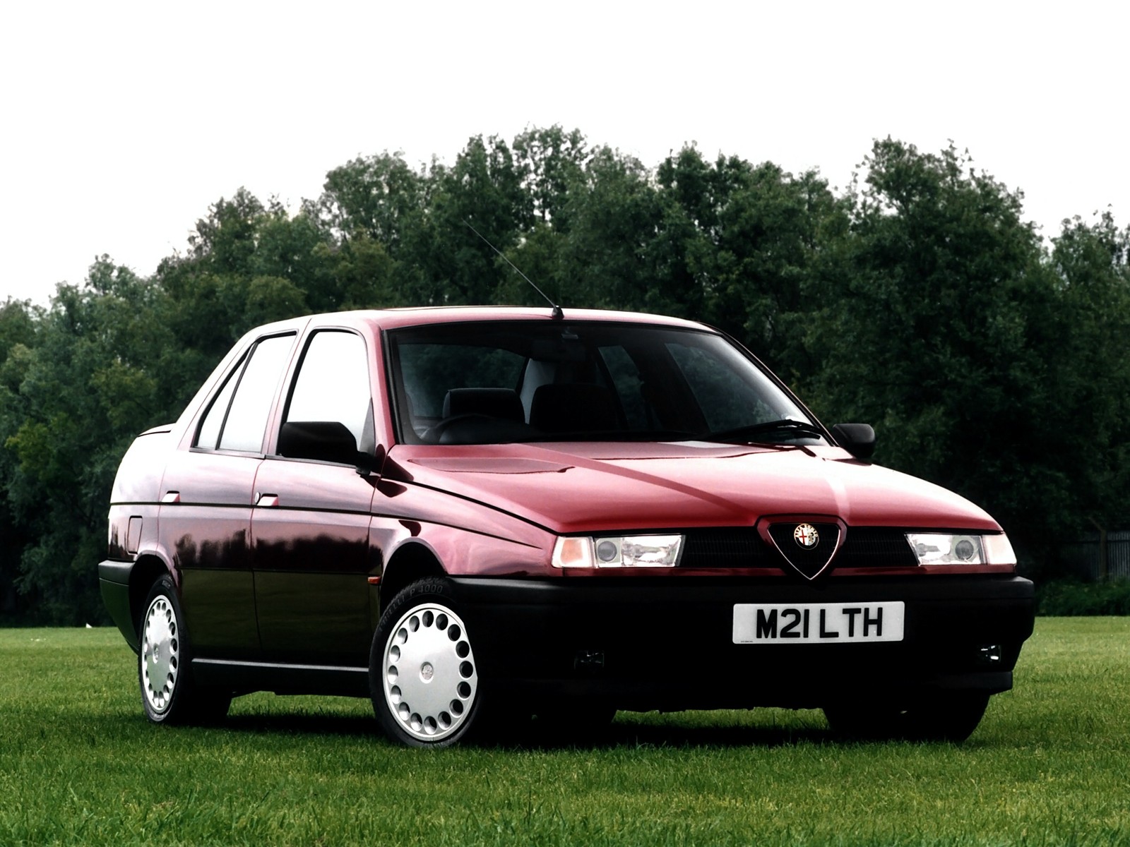Alfa Romeo 155 photo 56