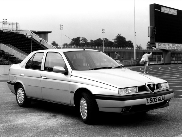 Alfa Romeo 155 Foto 58