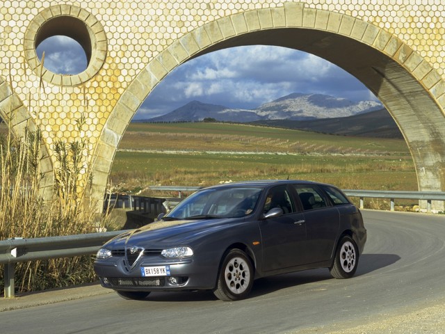 Alfa Romeo 156 Sportwagon photo 18