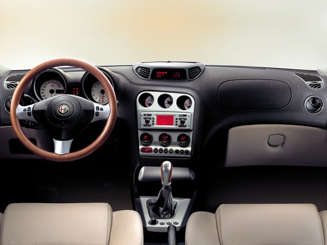 Alfa Romeo 156 Sportwagon photo 33