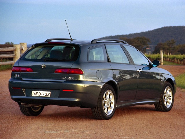 Alfa Romeo 156 Sportwagon photo 12