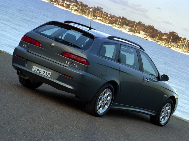 Alfa Romeo 156 Sportwagon photo 15