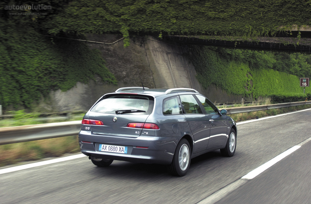 Alfa Romeo 156 Sportwagon photo 2