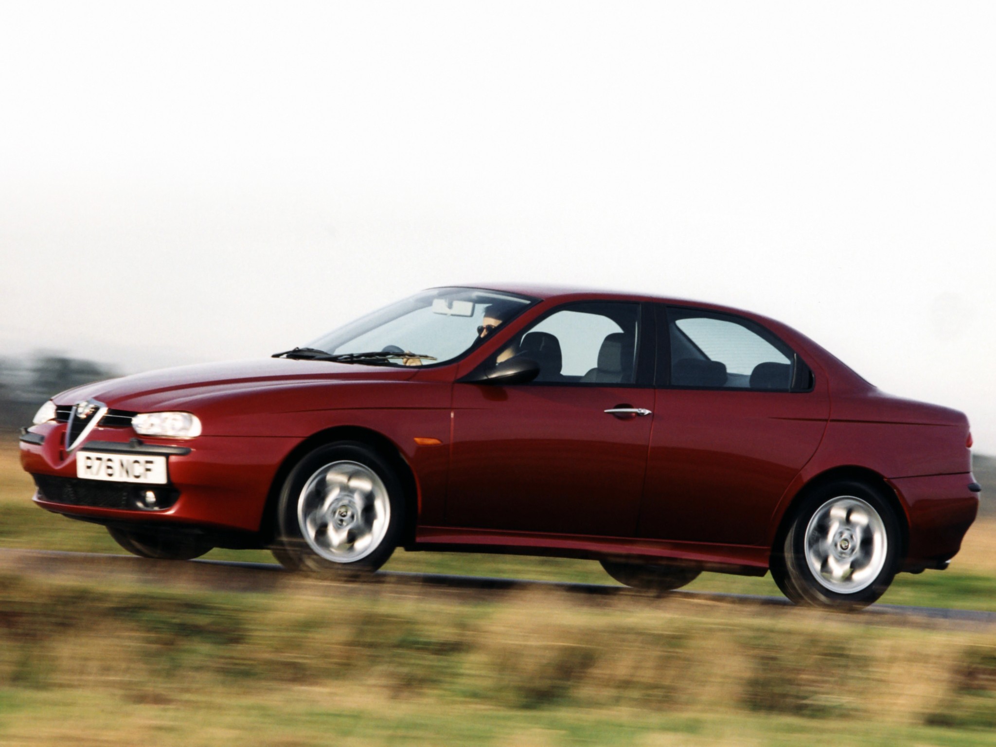 Alfa Romeo 156 photo 12
