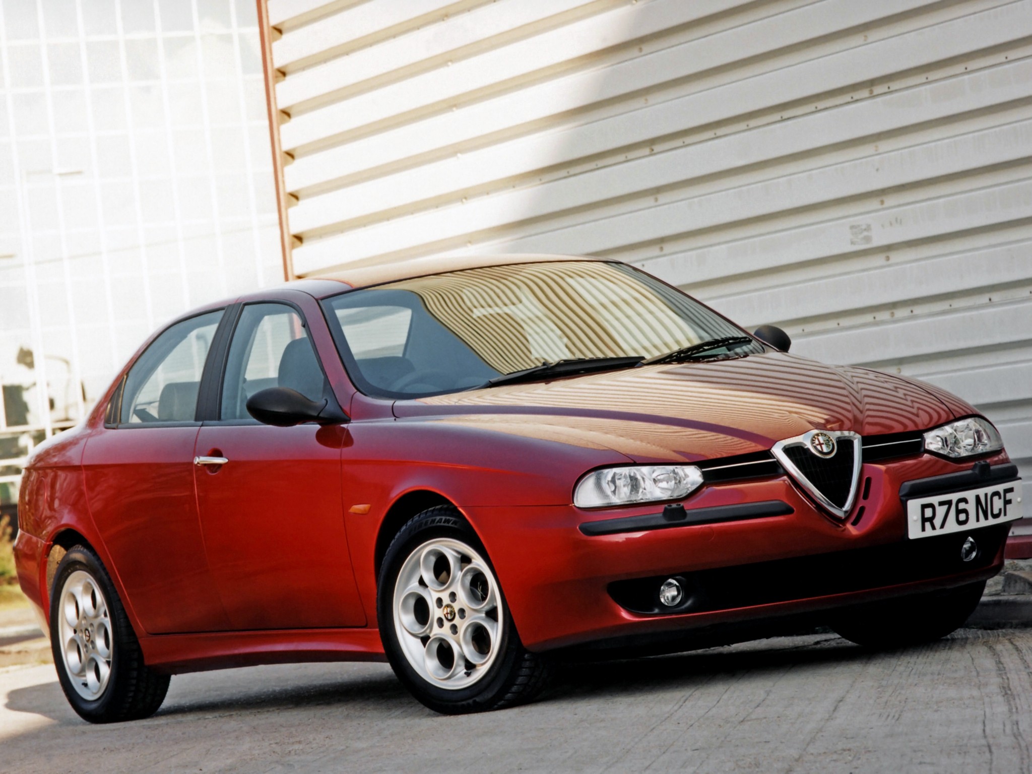 Alfa Romeo 156 photo 13