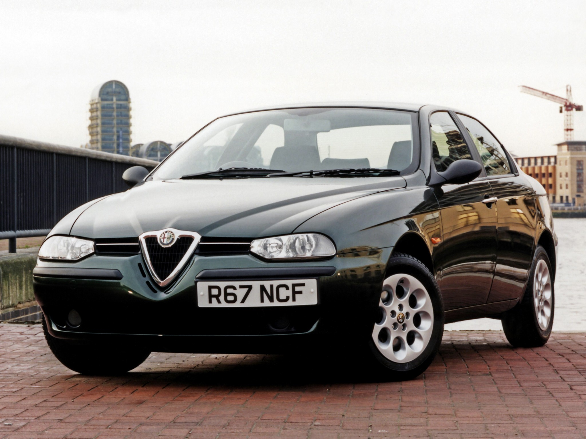 Alfa Romeo 156 photo 14